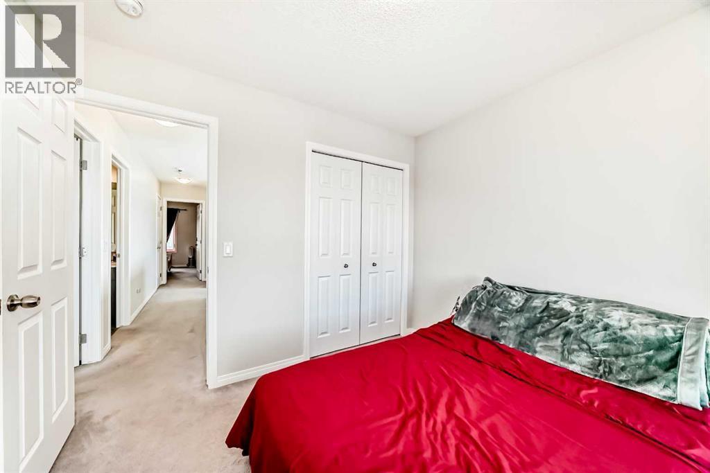 217 Masters Road Se, Calgary, AB - Indoor Photo Showing Bedroom