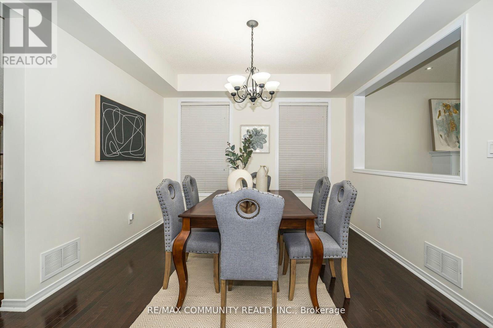 7 Cragg Crescent, Ajax, ON - Indoor Photo Showing Dining Room