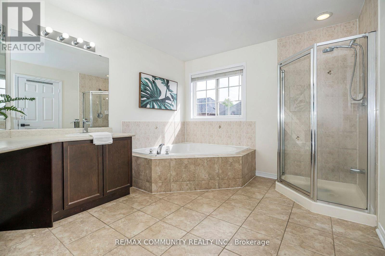 7 Cragg Crescent, Ajax, ON - Indoor Photo Showing Bathroom