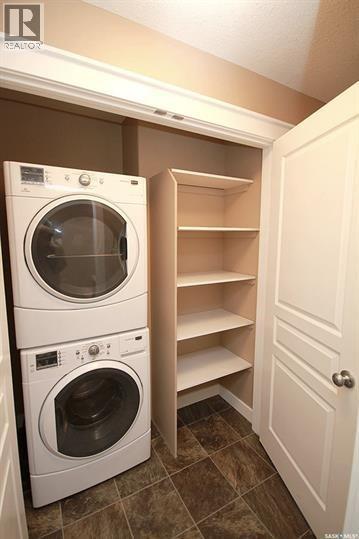 2310 Lindsay Street, Regina, SK - Indoor Photo Showing Laundry Room