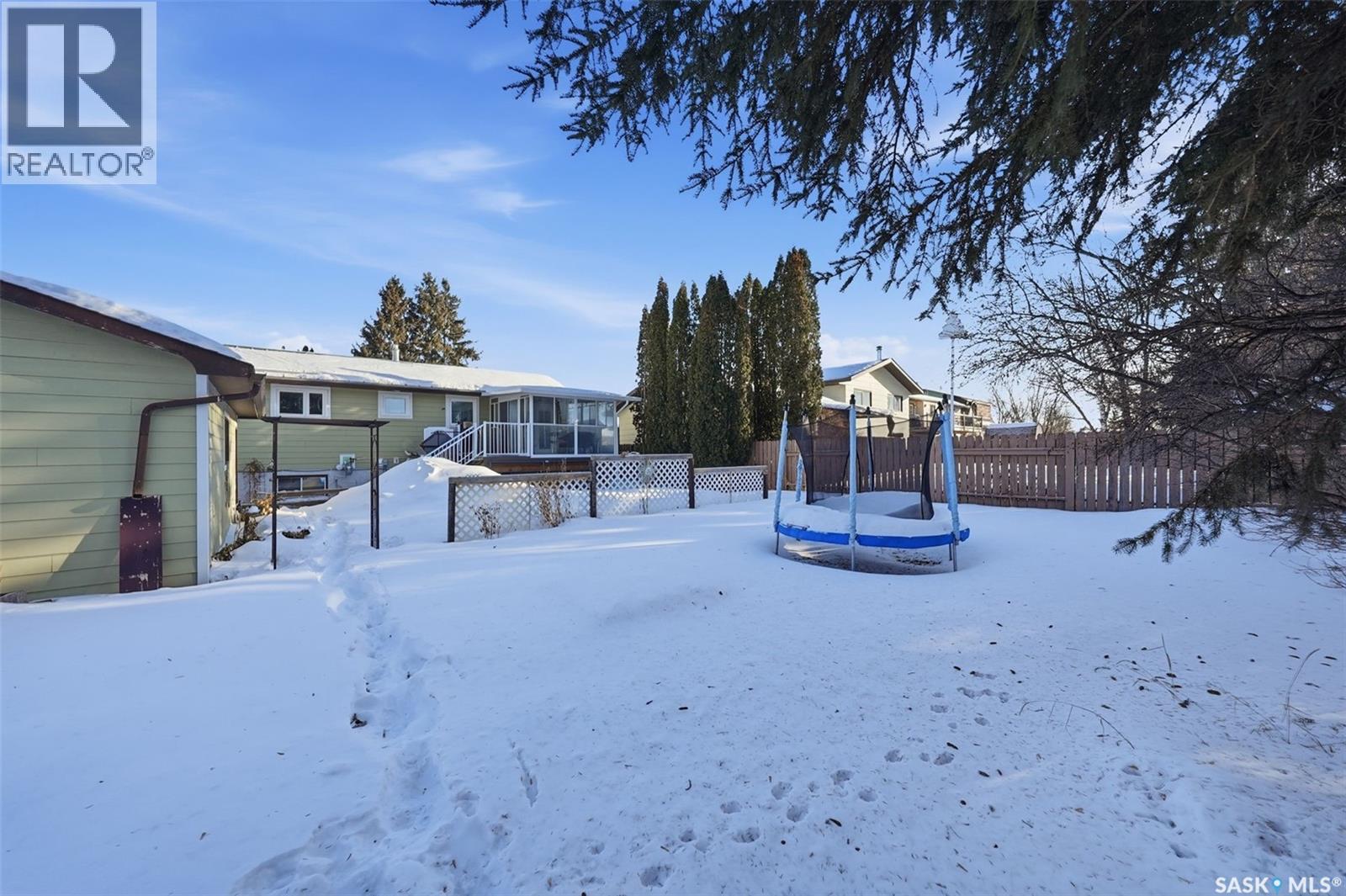 3441 12Th Avenue E, Prince Albert, SK - Outdoor