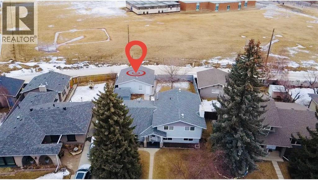 195 Lake Adams Crescent Se, Calgary, AB - Outdoor