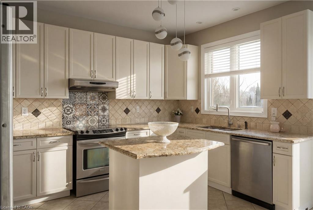 Virtually staged - 75 Chase Crescent, Cambridge, ON - Indoor Photo Showing Kitchen With Upgraded Kitchen