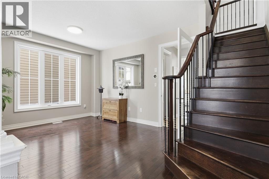 75 Chase Crescent, Cambridge, ON - Indoor Photo Showing Other Room