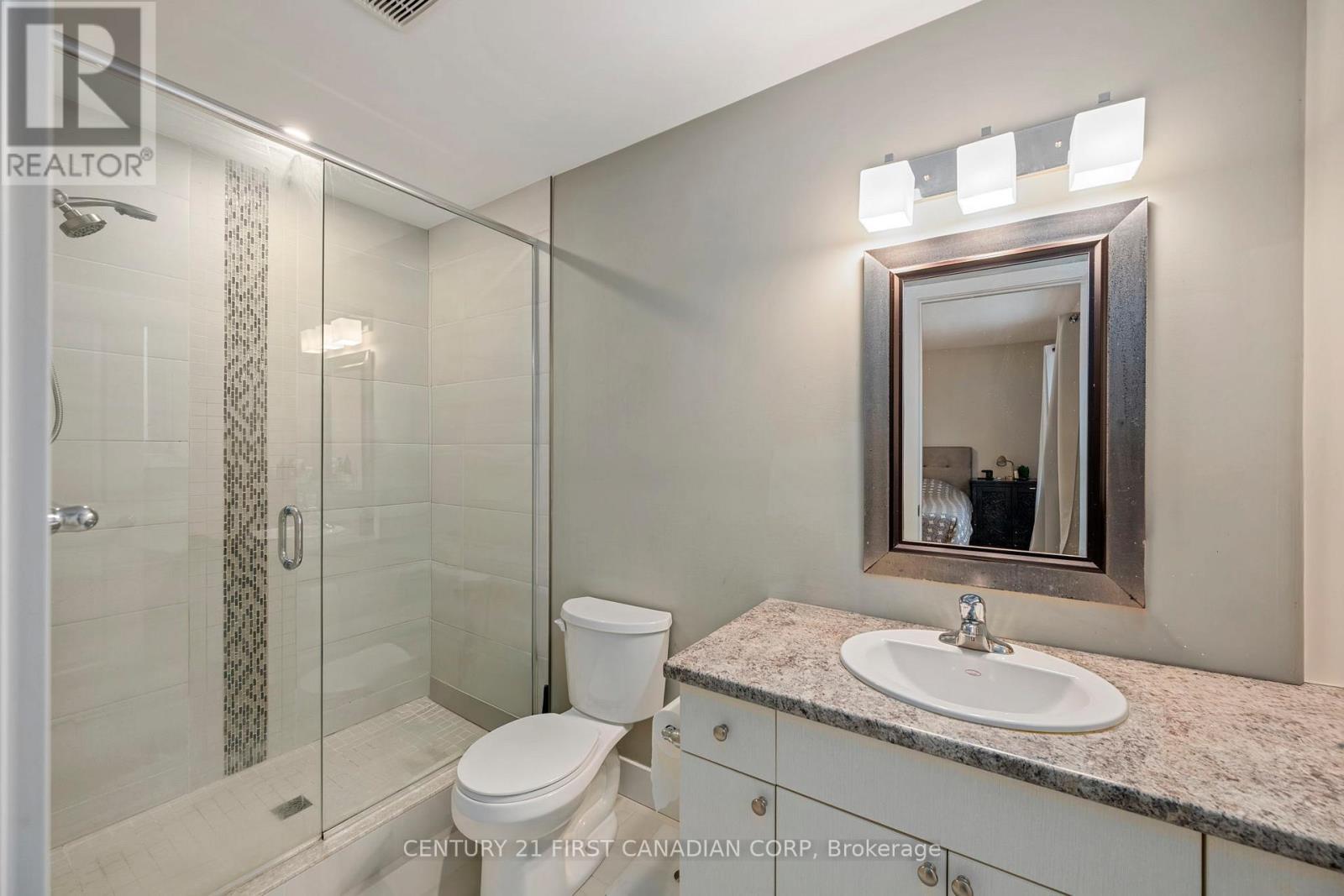 36 - 1375 Whetherfield Street, London North (North M), ON - Indoor Photo Showing Bedroom