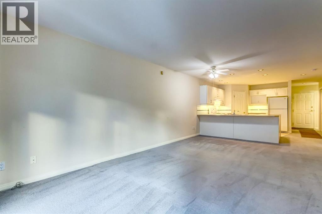 4, 704 8Th Avenue, Canmore, AB - Indoor