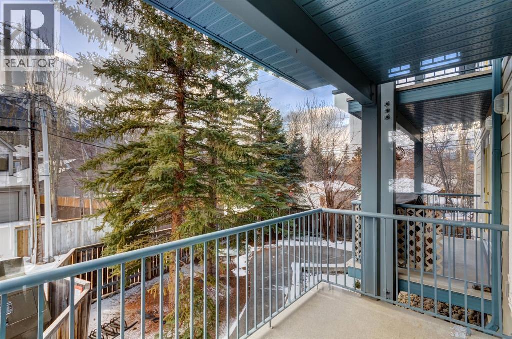 4, 704 8Th Avenue, Canmore, AB - Outdoor With Exterior
