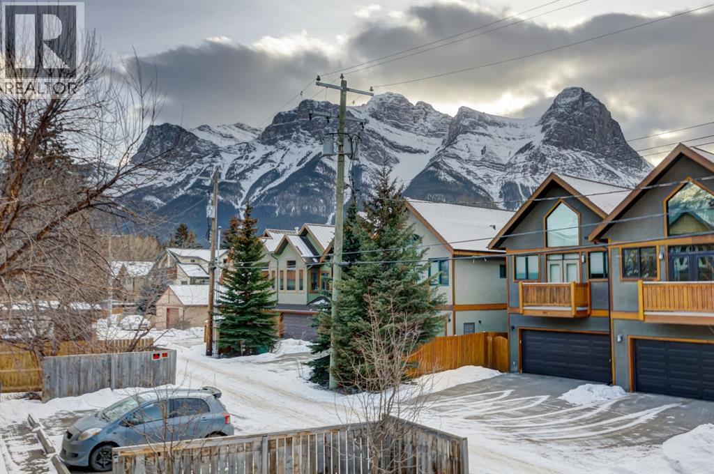 4, 704 8Th Avenue, Canmore, AB - Outdoor With Deck Patio Veranda