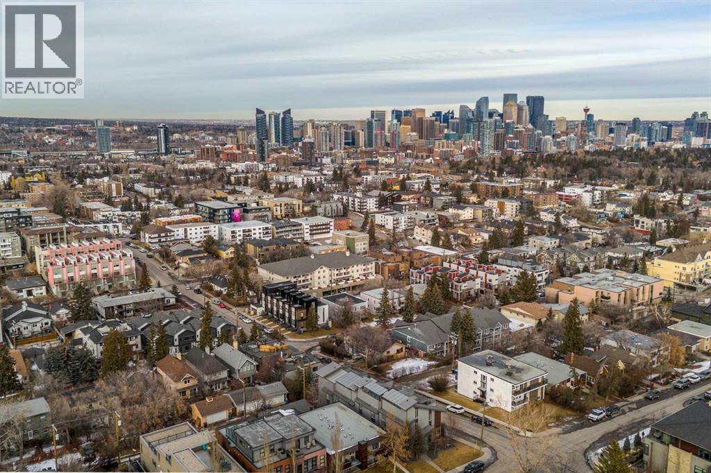 2915 17 Street Sw, Calgary, AB - Outdoor With View