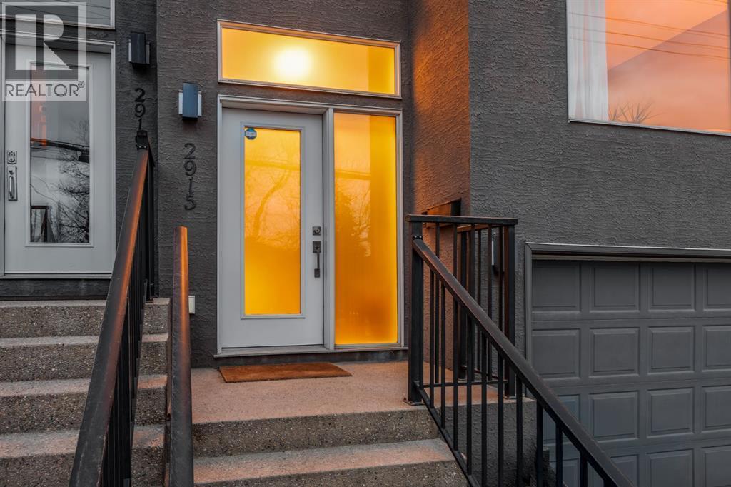 2915 17 Street Sw, Calgary, AB - Outdoor With Exterior