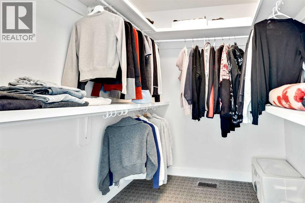 2728 Cochrane Road Nw, Calgary, AB - Indoor With Storage