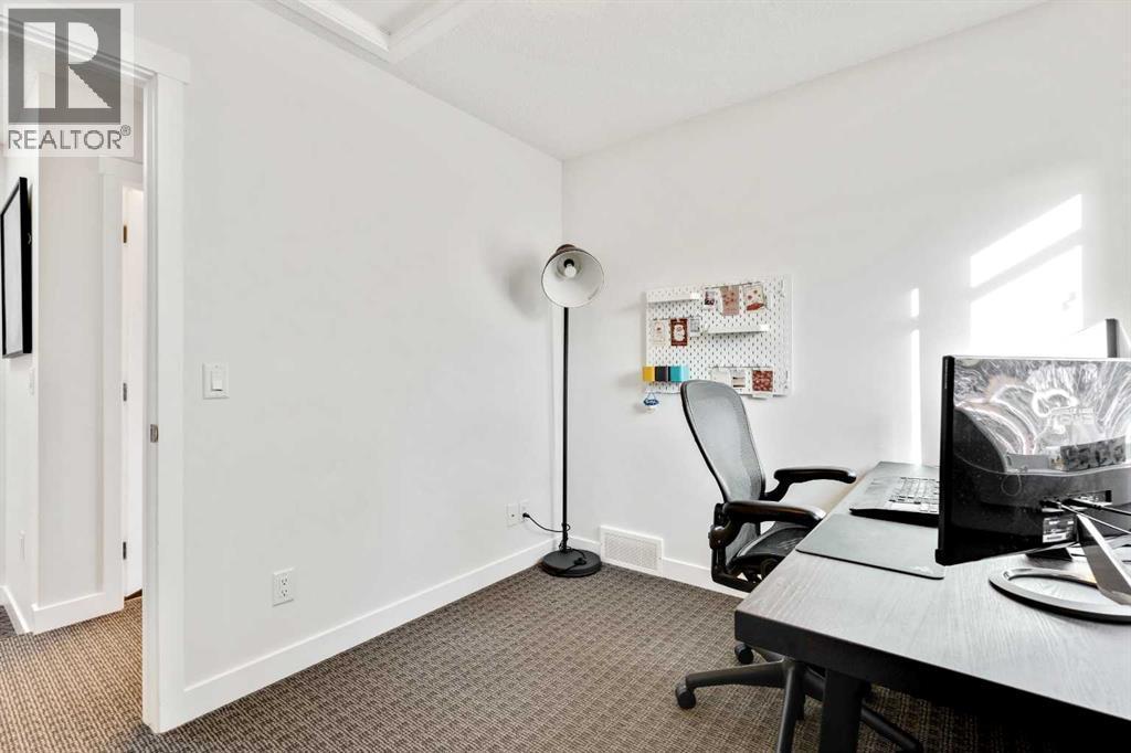 2728 Cochrane Road Nw, Calgary, AB - Indoor