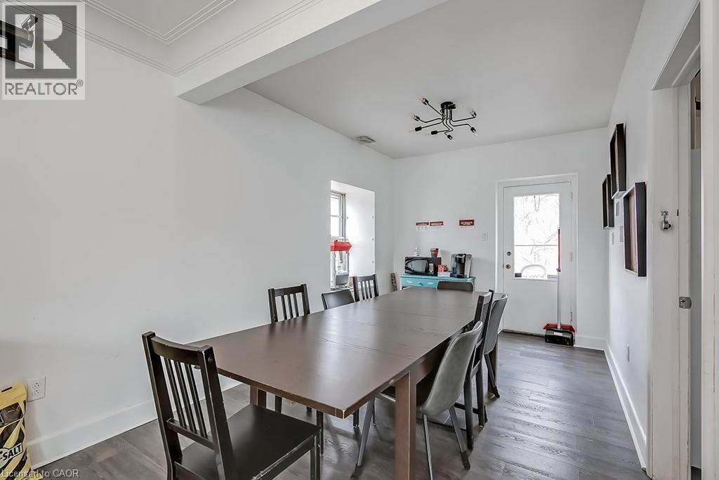 50 Sanders Boulevard, Hamilton, ON - Indoor Photo Showing Dining Room