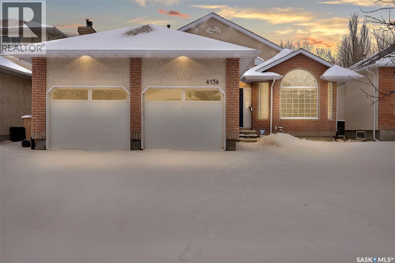 4154 Wascana Ridge Place, Regina, SK - Outdoor