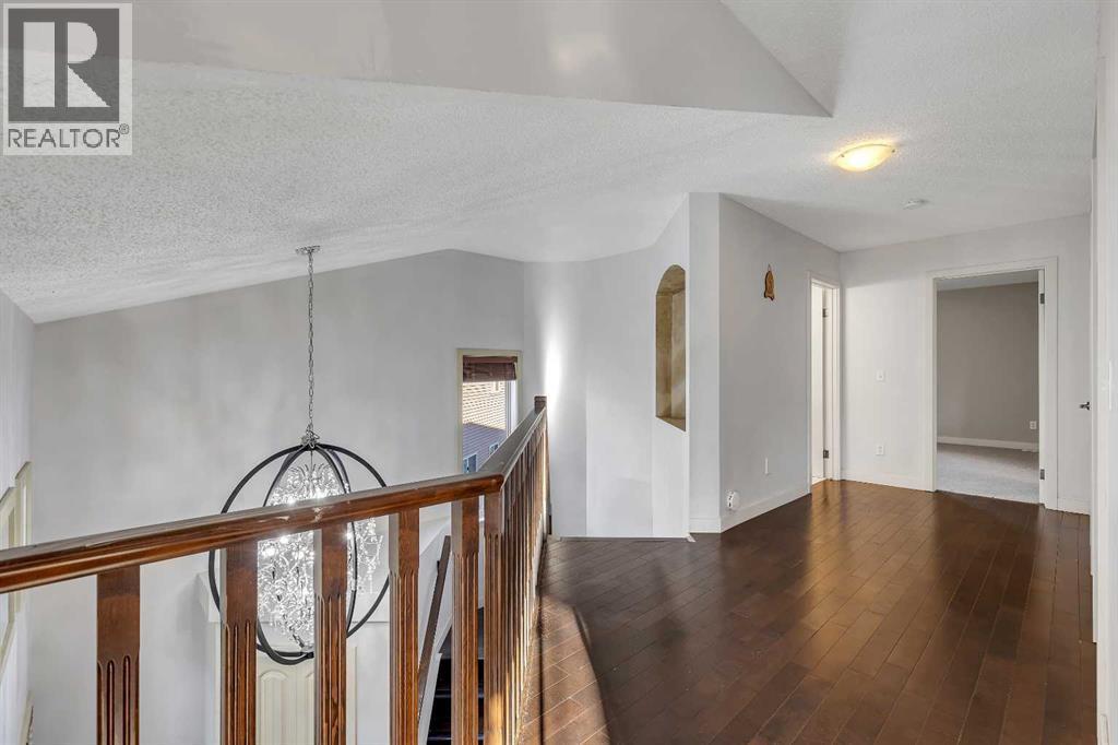 135 Panatella Close Nw, Calgary, AB - Indoor Photo Showing Other Room