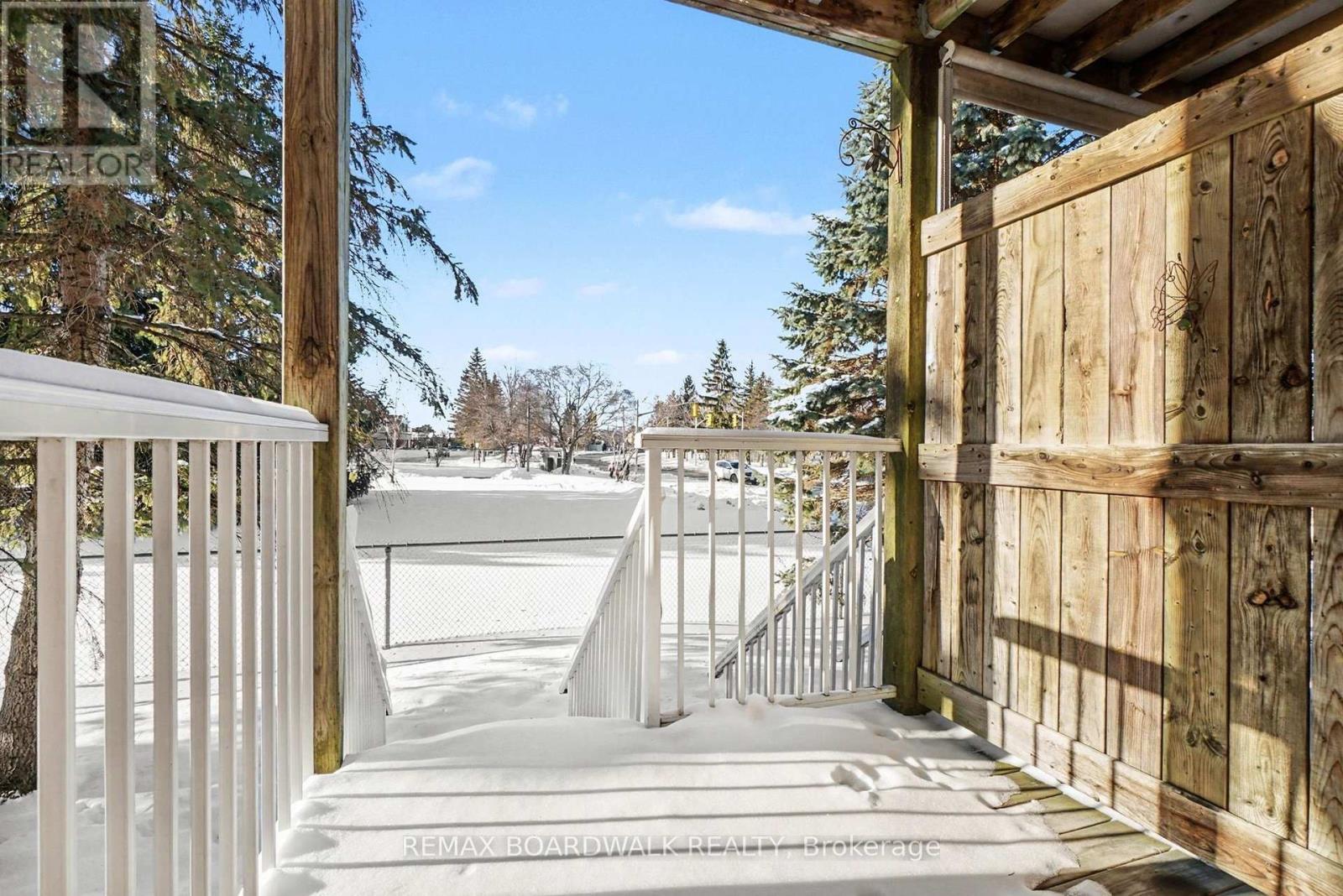 6 Briston Private, Ottawa, ON