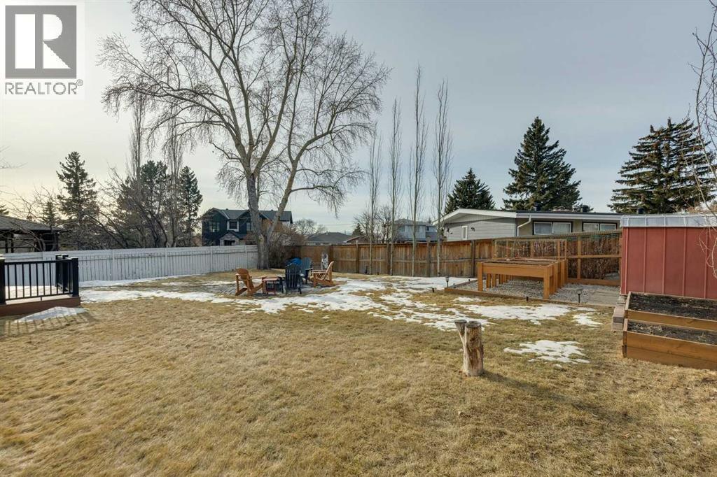 1507 Cayuga Drive Nw, Calgary, AB - Outdoor