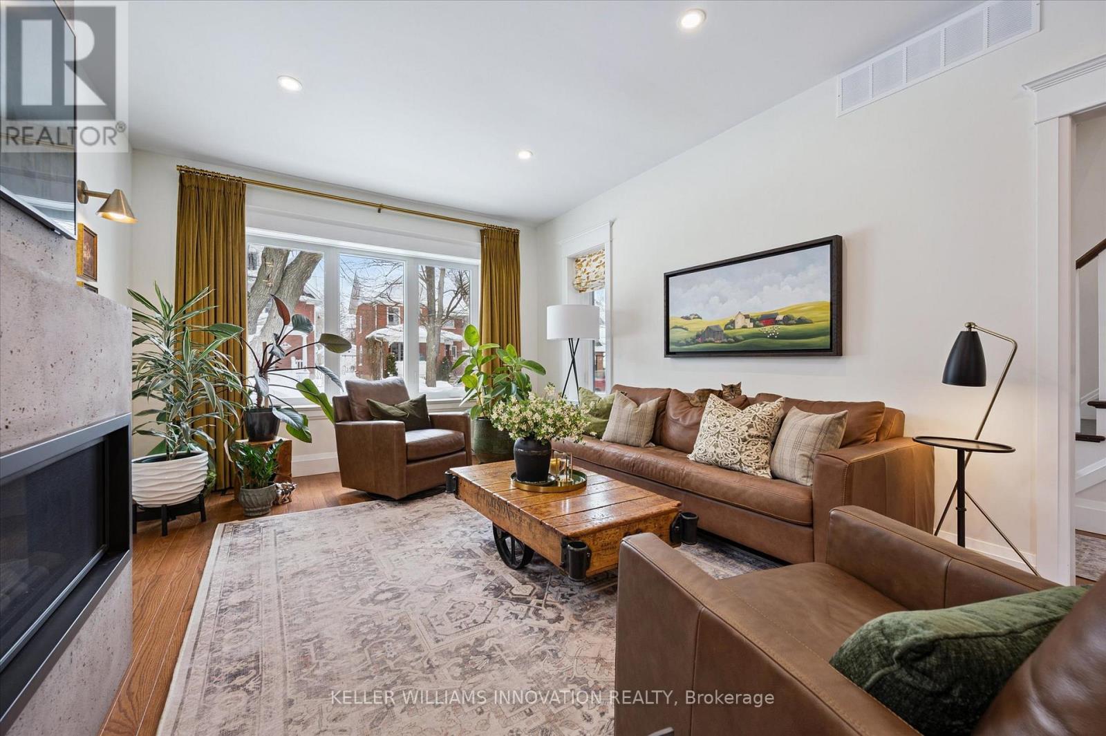 63 Menno Street, Waterloo, ON - Indoor Photo Showing Living Room With Fireplace