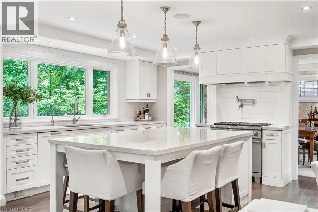 61 Oak Knoll Drive, Hamilton, ON - Indoor