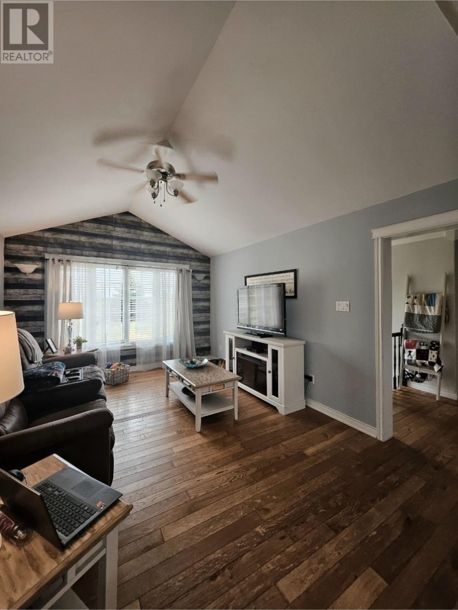 126 Main Road, Markland, NL - Indoor