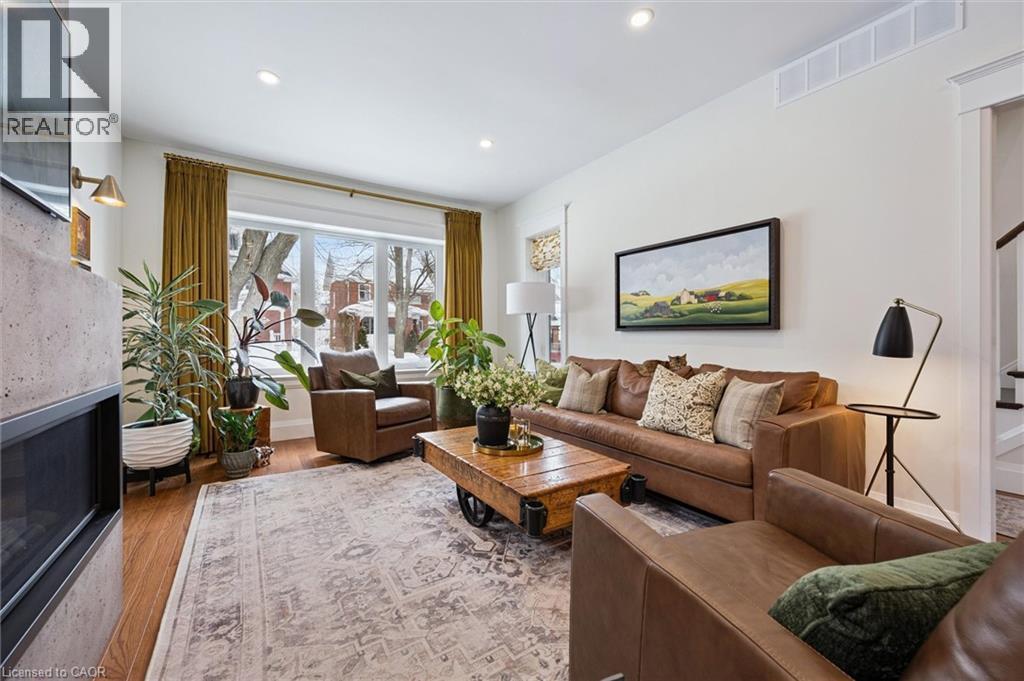 63 Menno Street, Waterloo, ON - Indoor Photo Showing Living Room With Fireplace