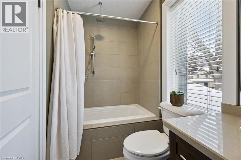 63 Menno Street, Waterloo, ON - Indoor Photo Showing Bathroom