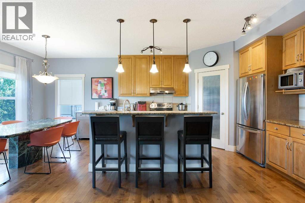 62 Panamount Road Nw, Calgary, AB - Indoor Photo Showing Kitchen With Upgraded Kitchen