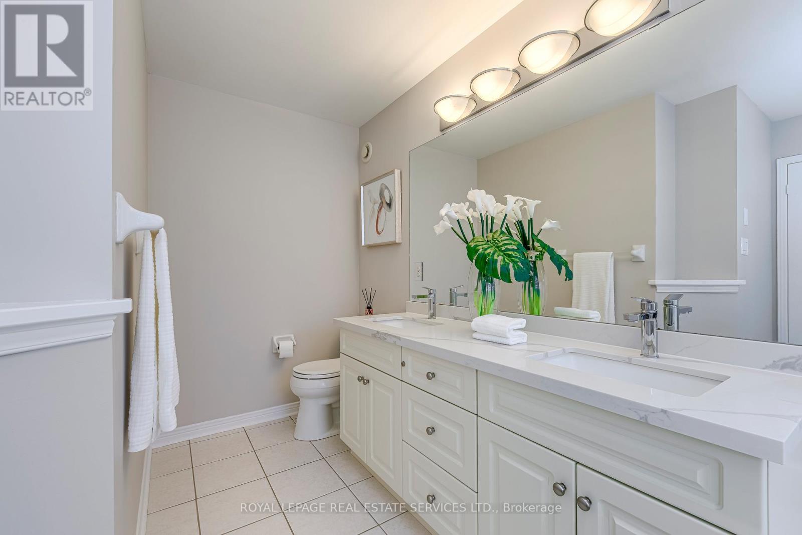 2191 Turnberry Road, Burlington, ON - Indoor Photo Showing Bathroom