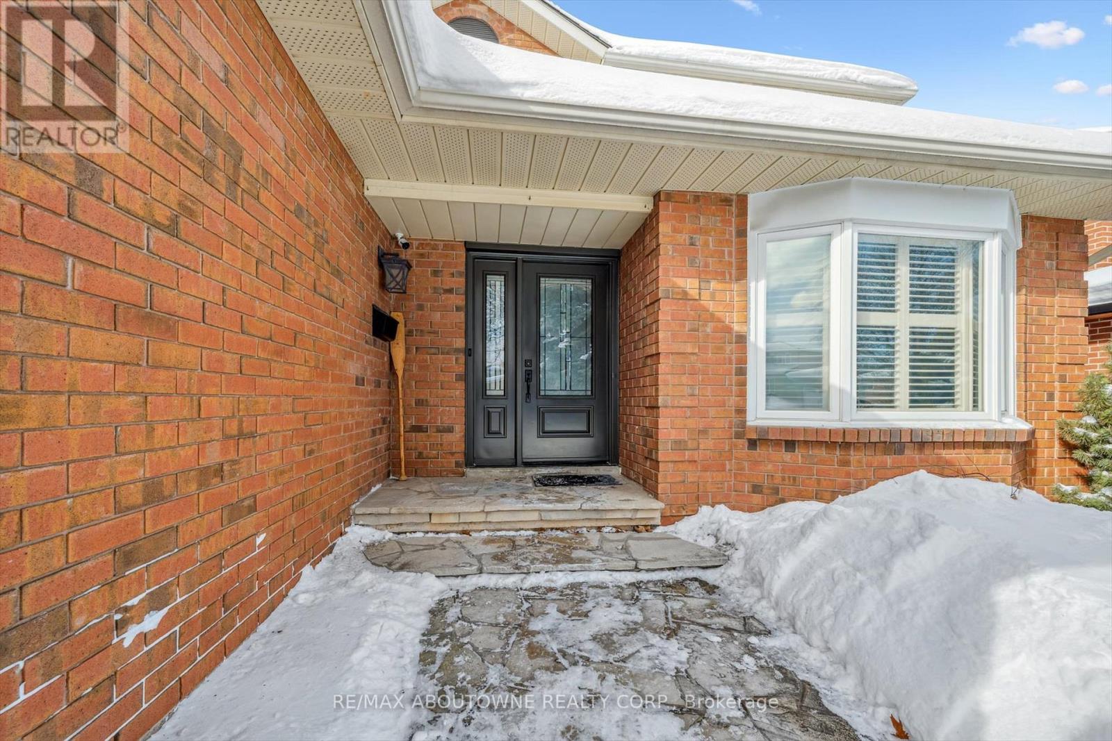 2421 Hargood Place, Mississauga, ON - Outdoor With Exterior