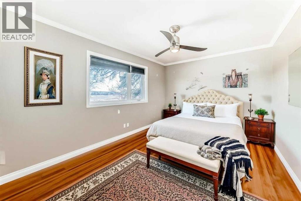 919 Robert Road Ne, Calgary, AB - Indoor Photo Showing Bedroom