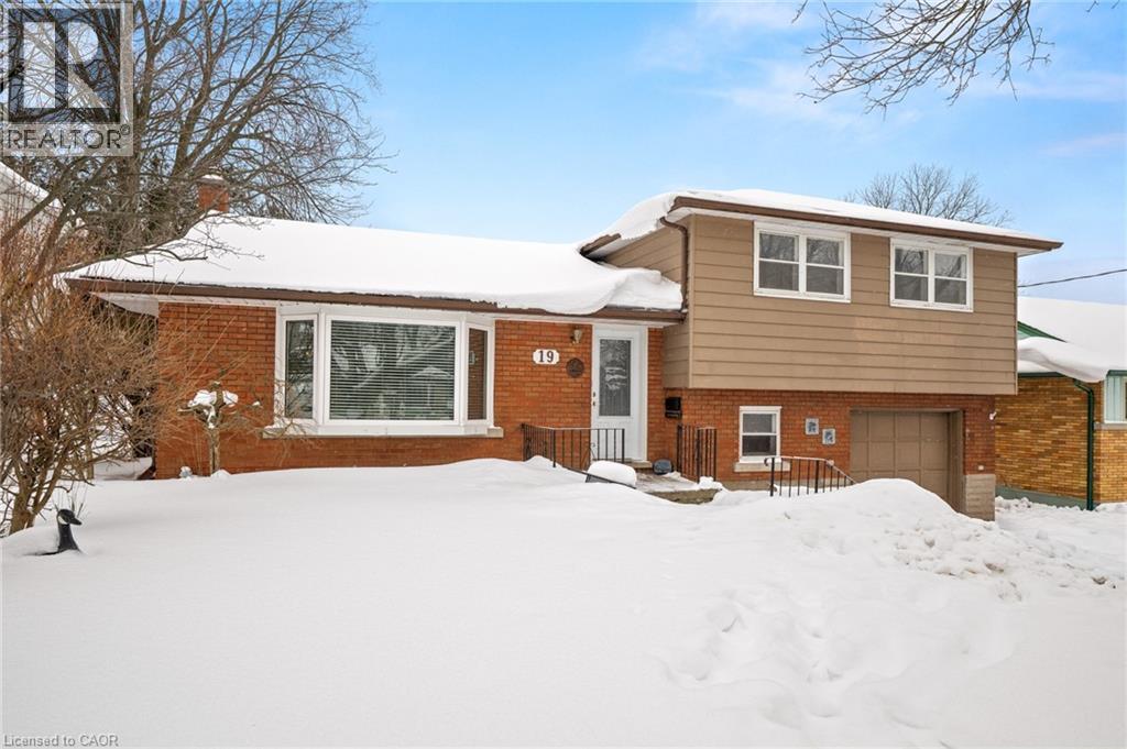 19 Perkell Place, Kitchener, ON - Outdoor