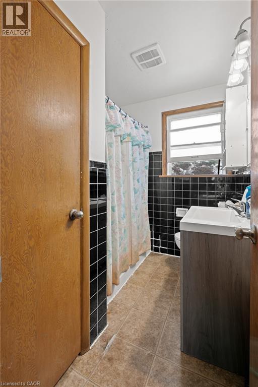 19 Perkell Place, Kitchener, ON - Indoor