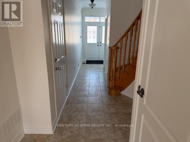 52 Arco Circle, Vaughan, ON - Indoor Photo Showing Other Room