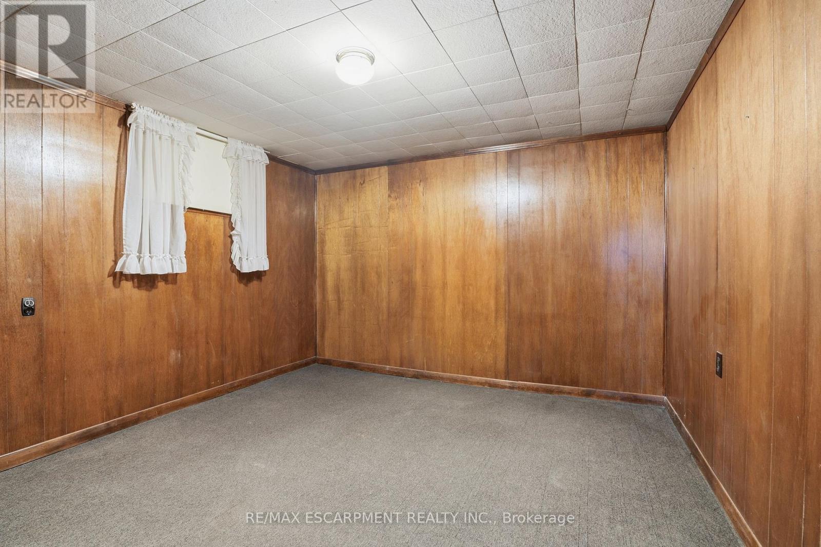 63 Marlowe Drive, Hamilton, ON - Indoor Photo Showing Other Room