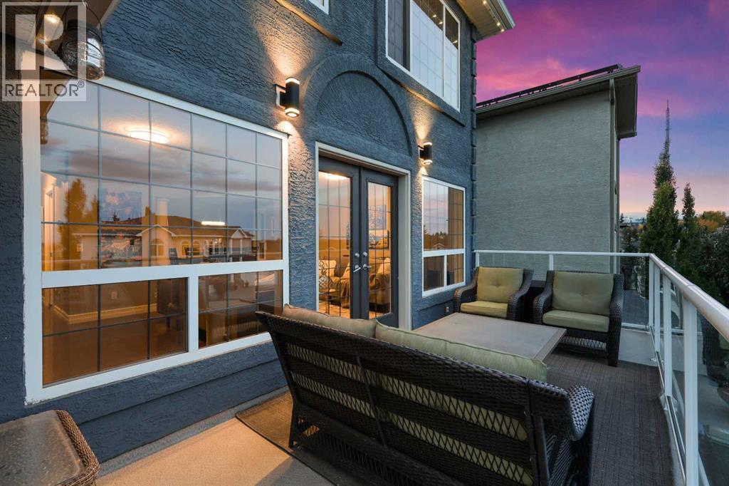 5619 Coach Hill Road Sw, Calgary, AB - Outdoor With Balcony With Exterior