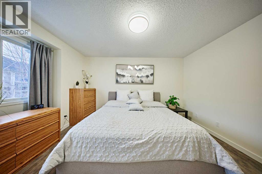 2366 Eversyde Avenue Sw, Calgary, AB - Indoor Photo Showing Bedroom