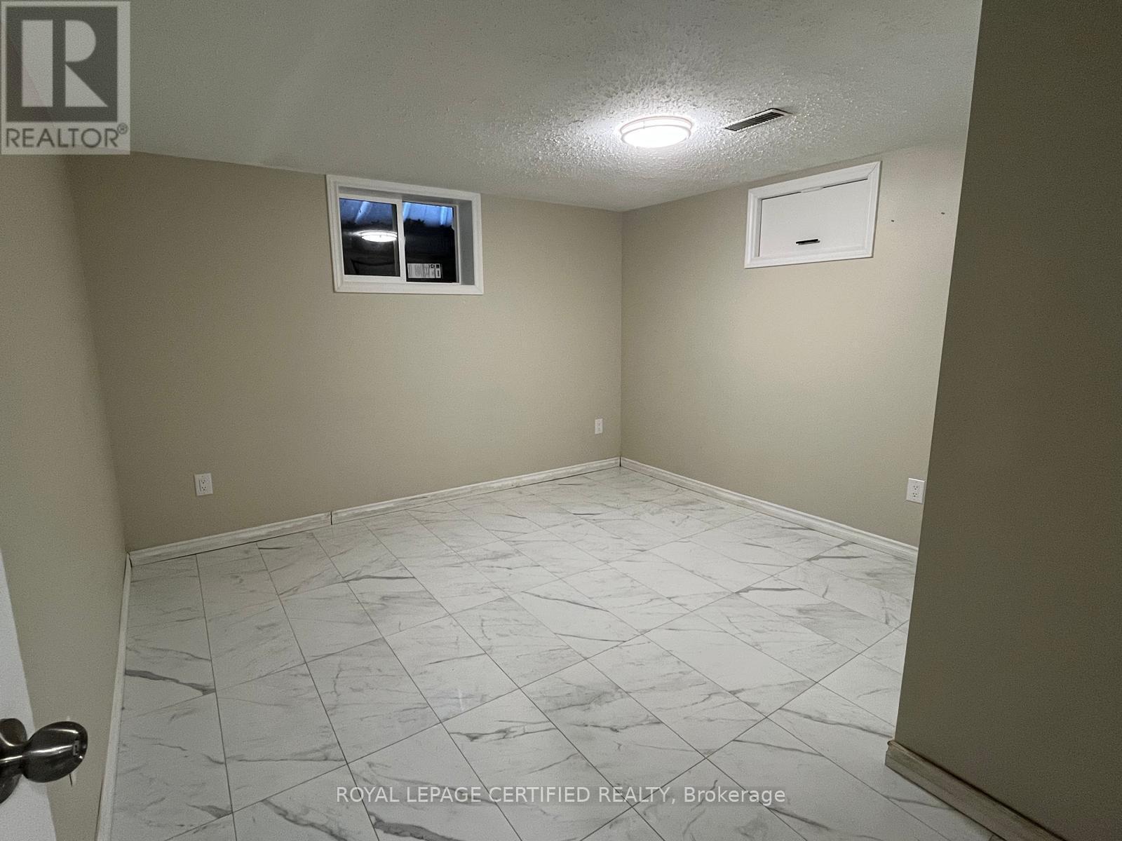 531 Scenic Drive, Hamilton, ON - Indoor