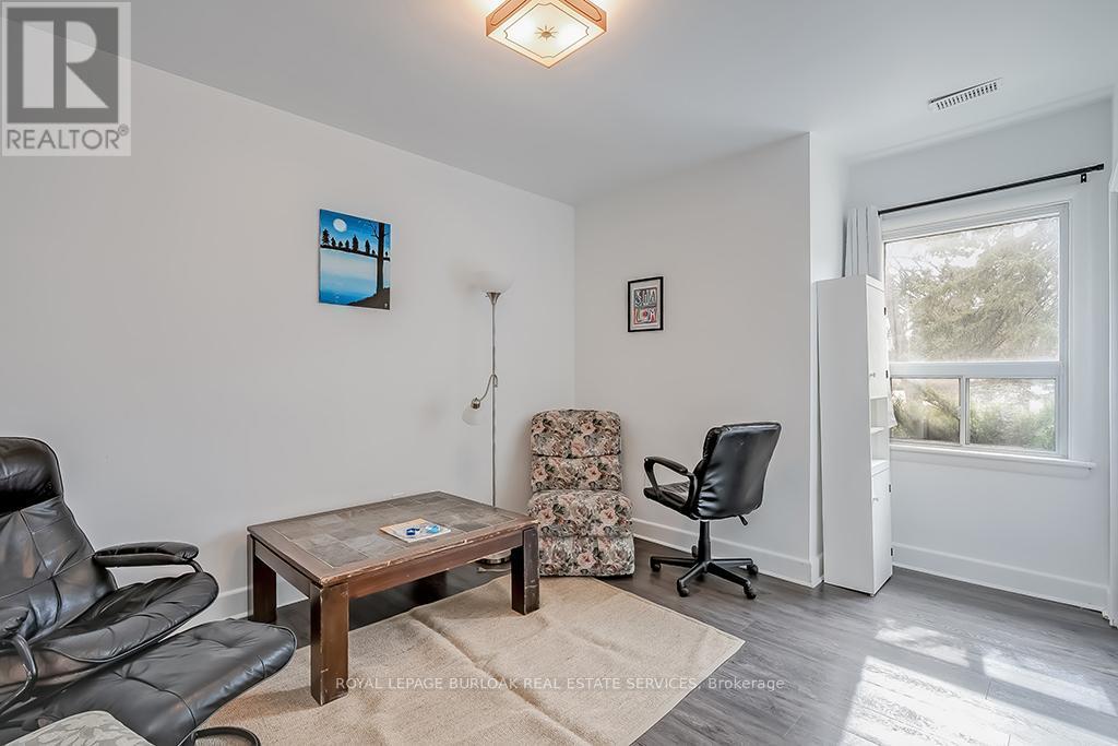 50 Sanders Boulevard, Hamilton, ON - Indoor