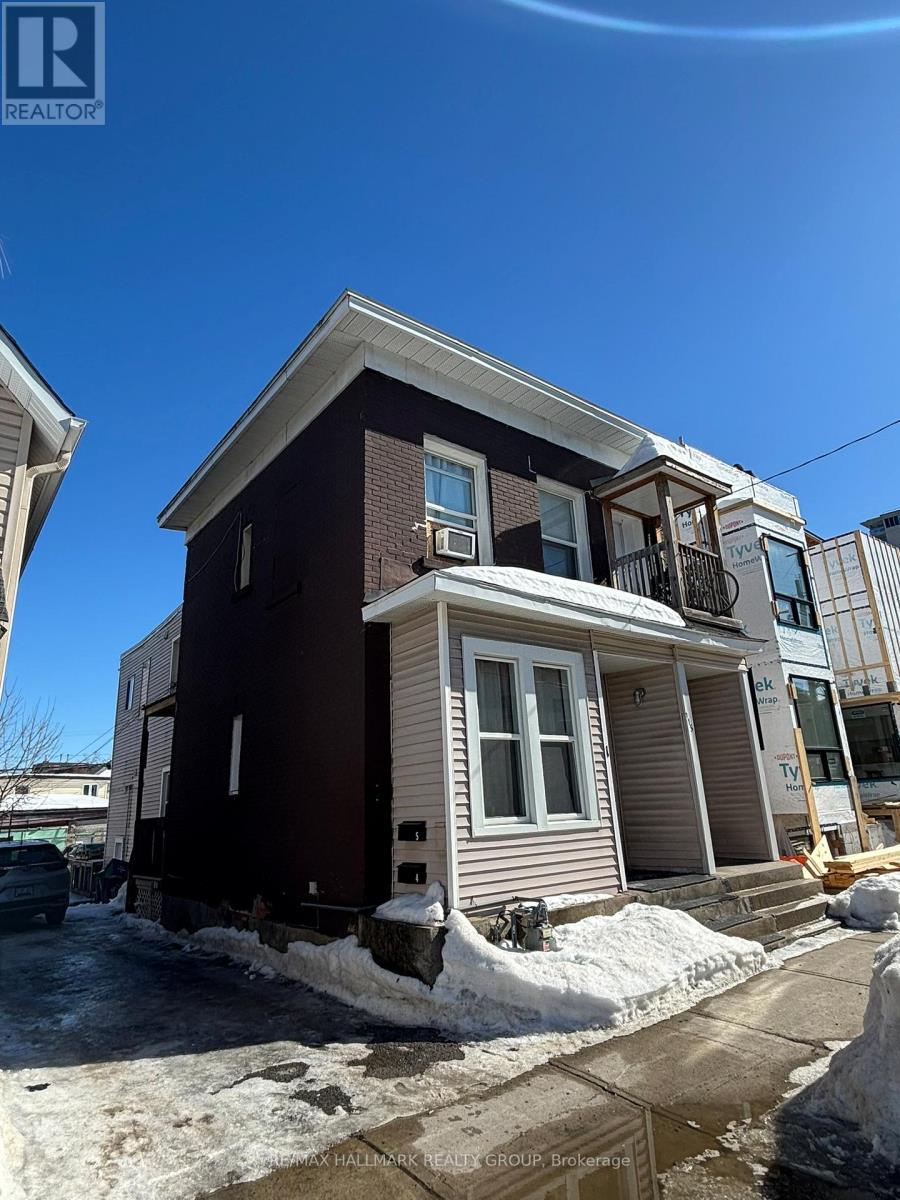 115 Carruthers Avenue, Ottawa, ON - Outdoor