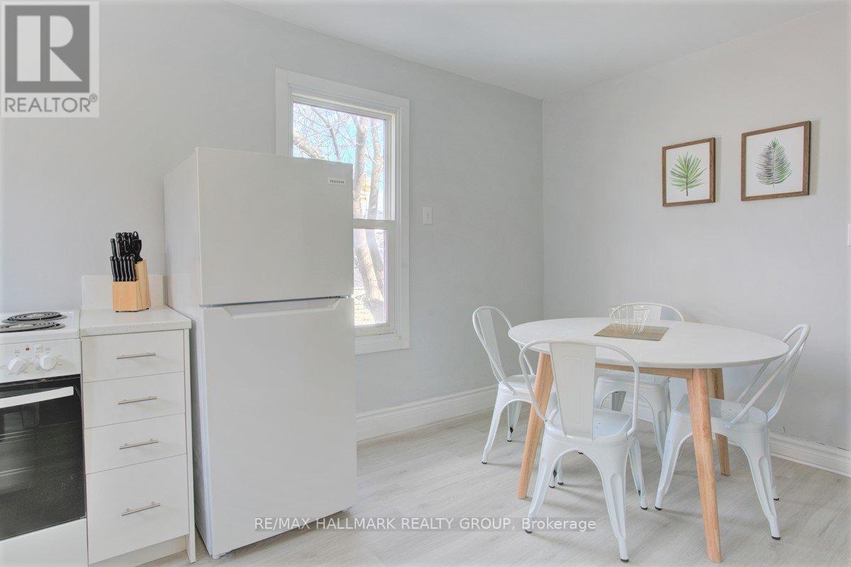 115 Carruthers Avenue, Ottawa, ON - Indoor Photo Showing Dining Room