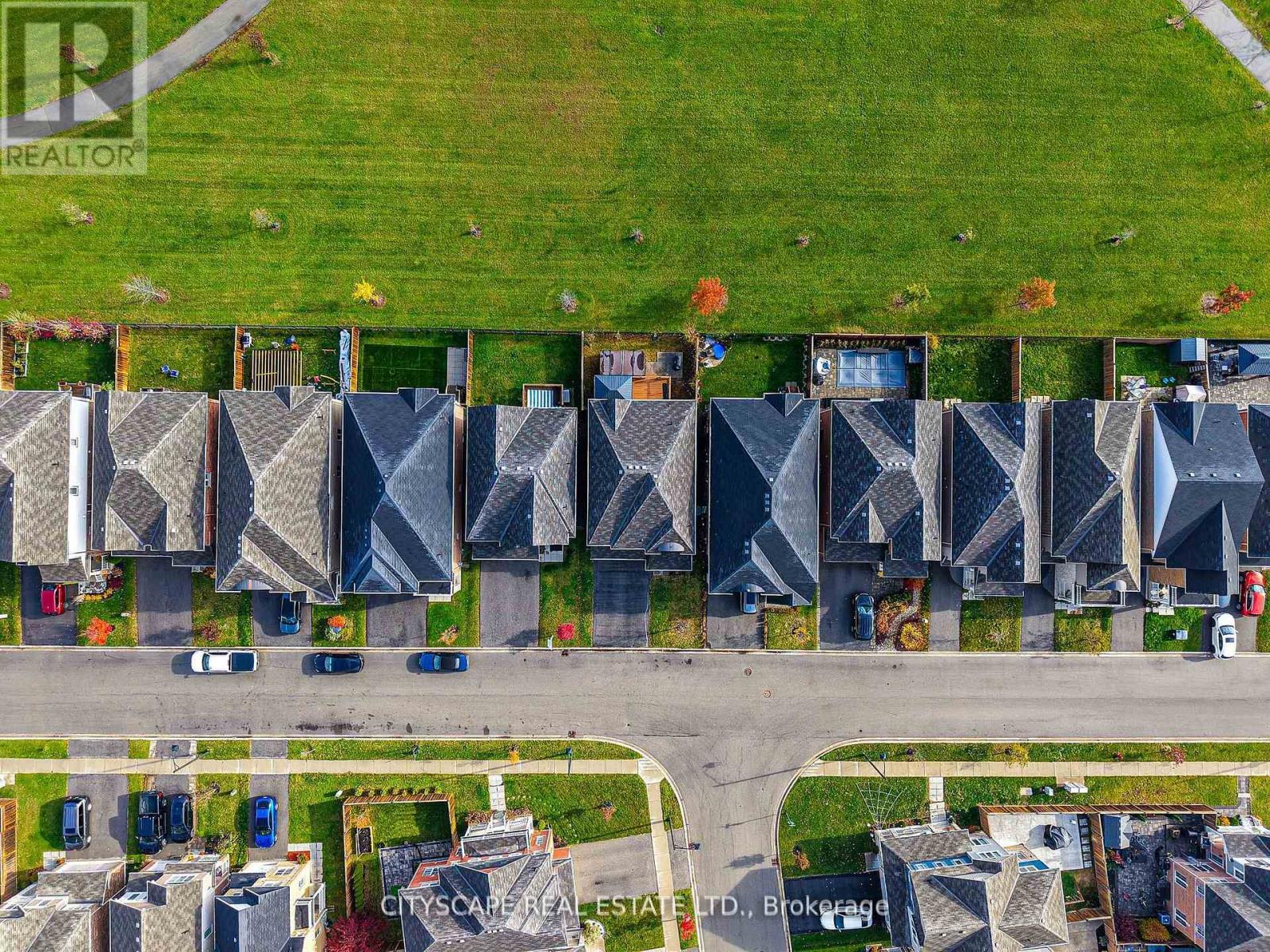 28 Celano Drive, Hamilton, ON - Outdoor