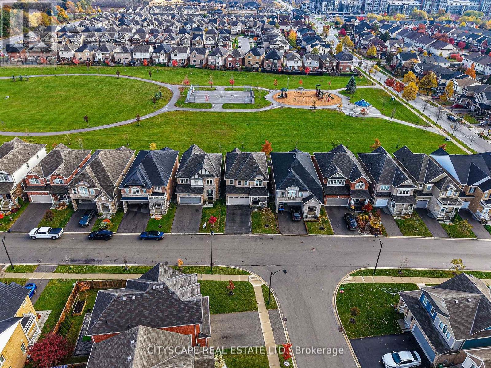 28 Celano Drive, Hamilton, ON - Outdoor With View