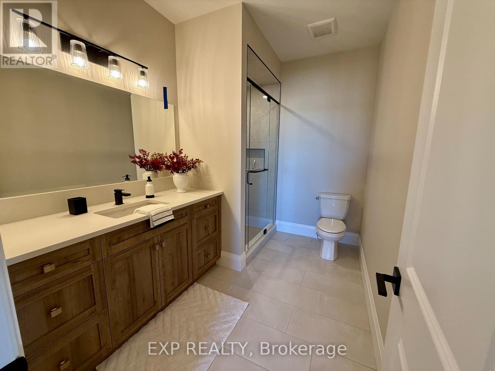 93 Bedell Drive, Mapleton, ON - Indoor Photo Showing Bathroom