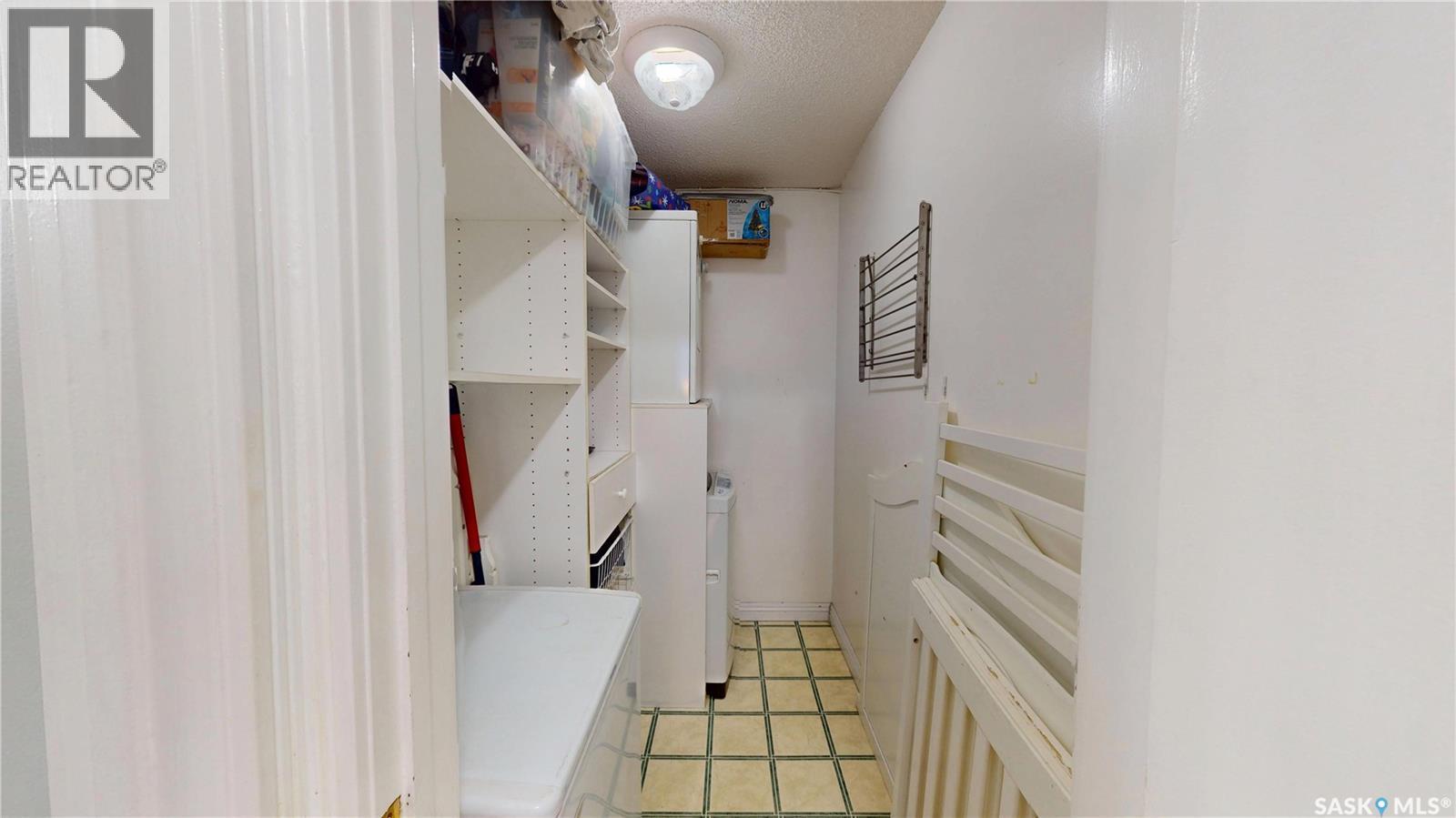 27 111 St Lawrence Crescent, Saskatoon, SK - Indoor