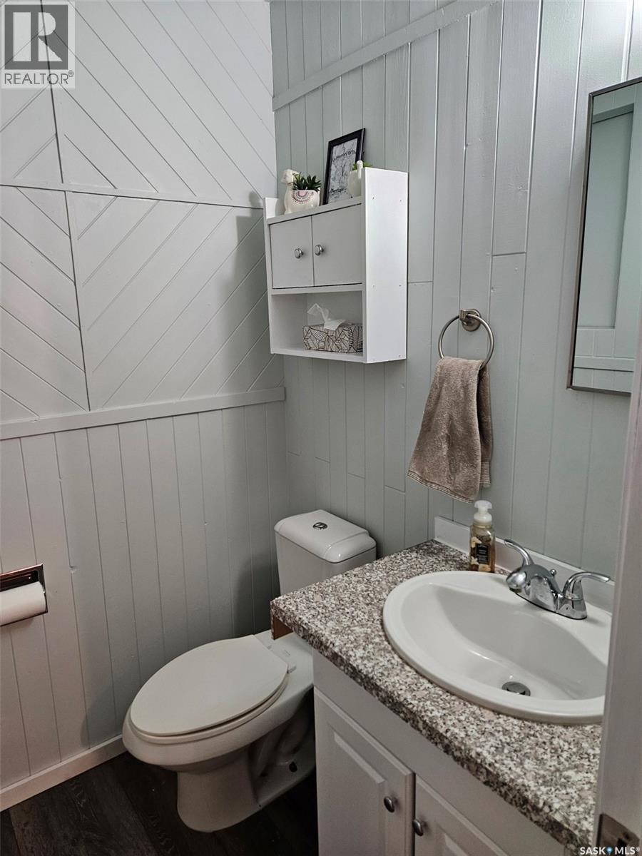 35 Mountain Drive, Carlyle, SK - Indoor Photo Showing Bathroom