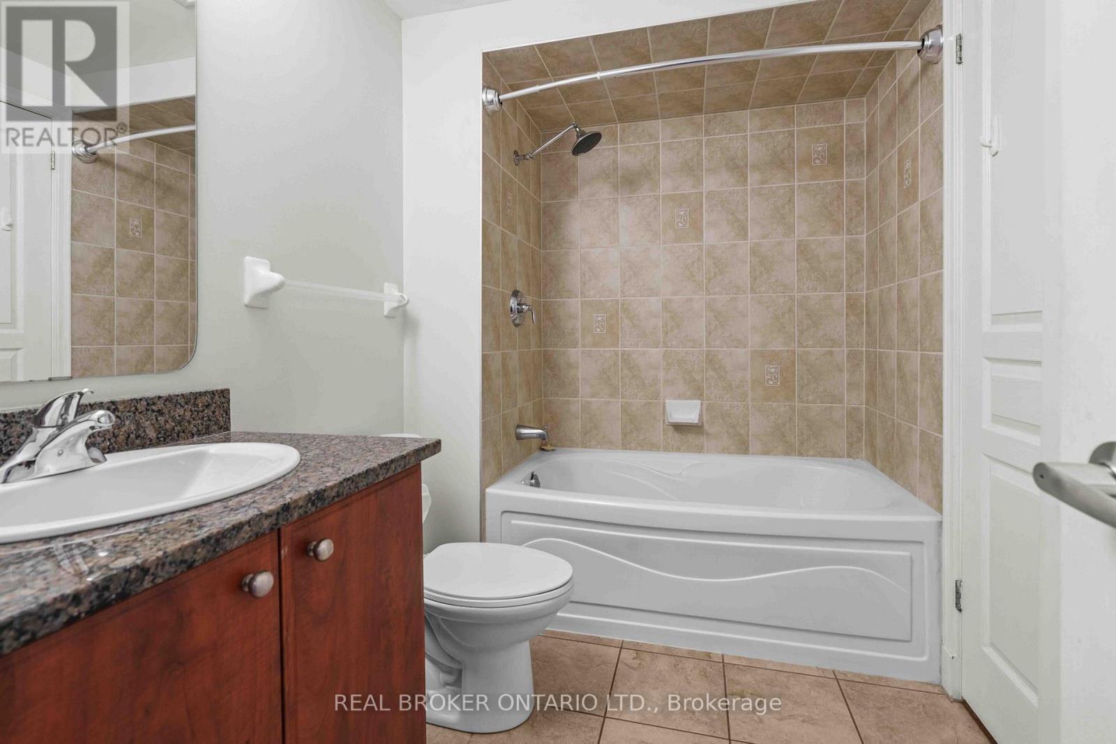 308 - 200 Besserer Street, Ottawa, ON - Indoor Photo Showing Bathroom