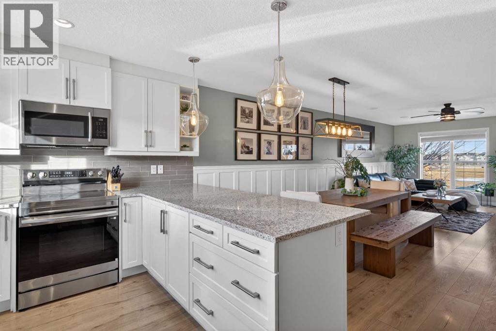 317 Legacy Boulevard Se, Calgary, AB - Indoor Photo Showing Kitchen With Upgraded Kitchen