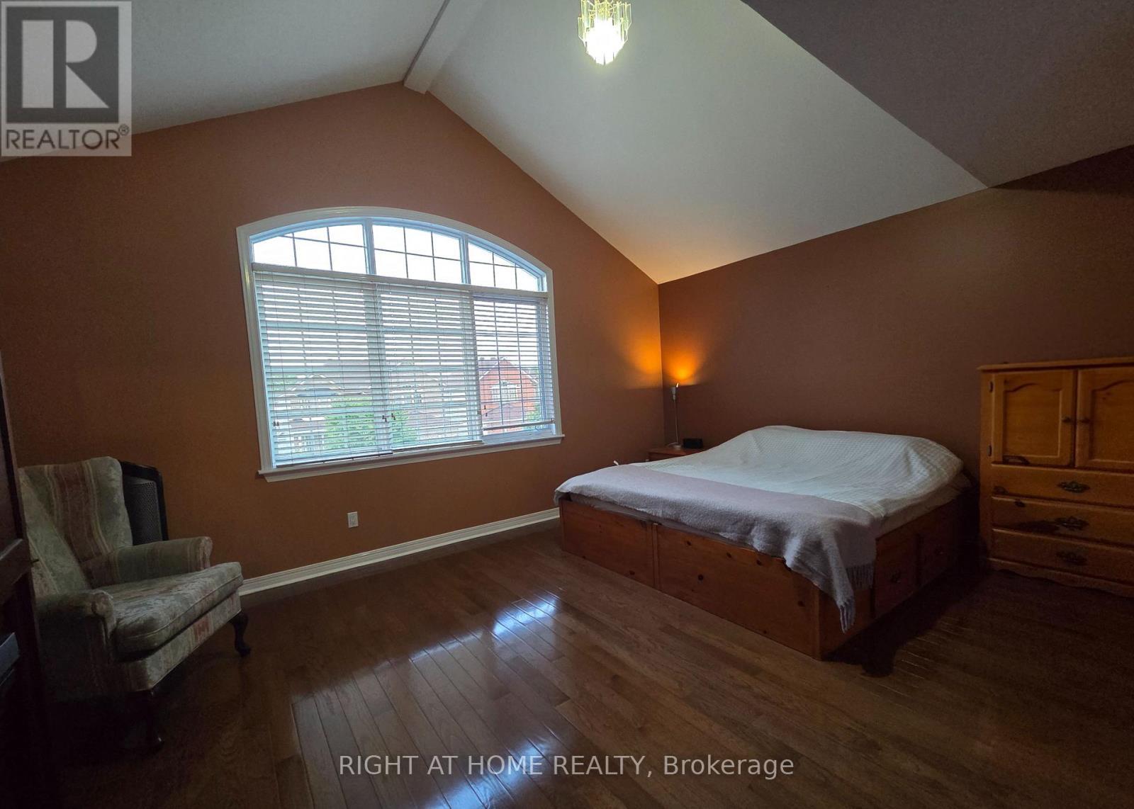 Primary Bedroom with Walk-in closet & Ensuite - 96 Maple Stand Way, Ottawa, ON - Indoor Photo Showing Bedroom