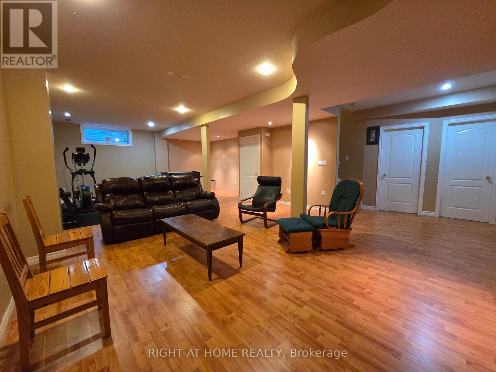 Spacious Basement Family/Rec Room - 96 Maple Stand Way, Ottawa, ON - Indoor