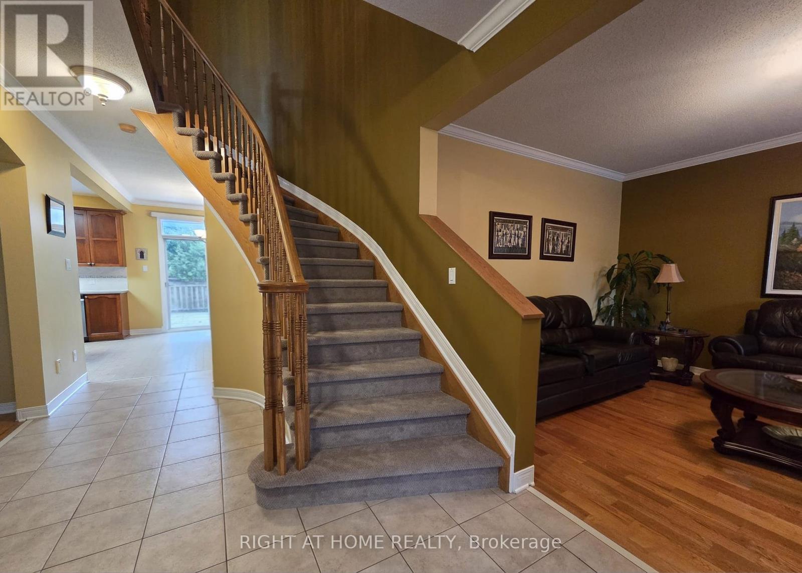 96 Maple Stand Way, Ottawa, ON - Indoor Photo Showing Other Room